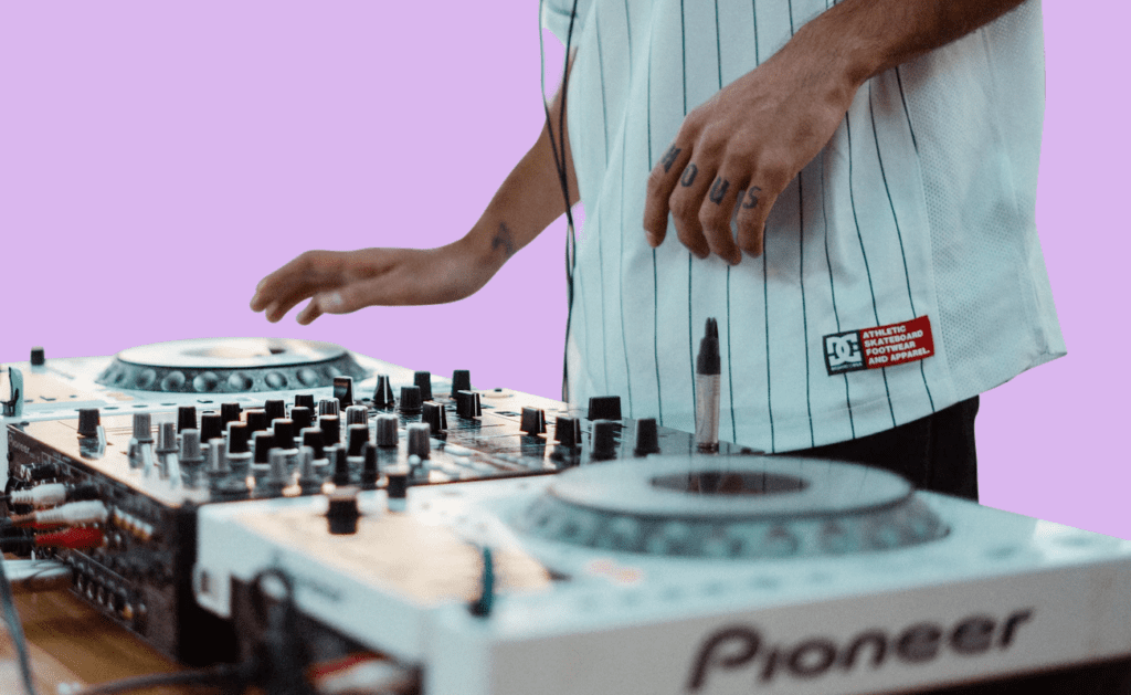 The Secret Lives of Accountants Average White DJ