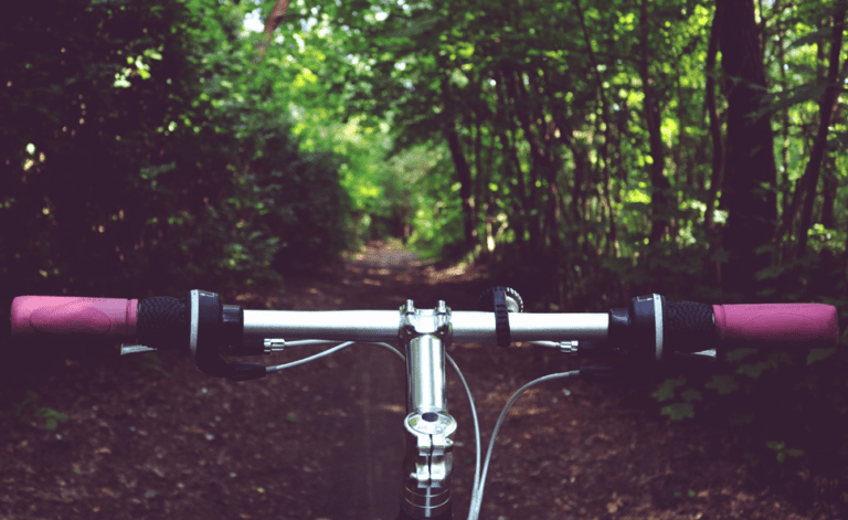 6 Ways To Lead Your Team Through Turbulent Times